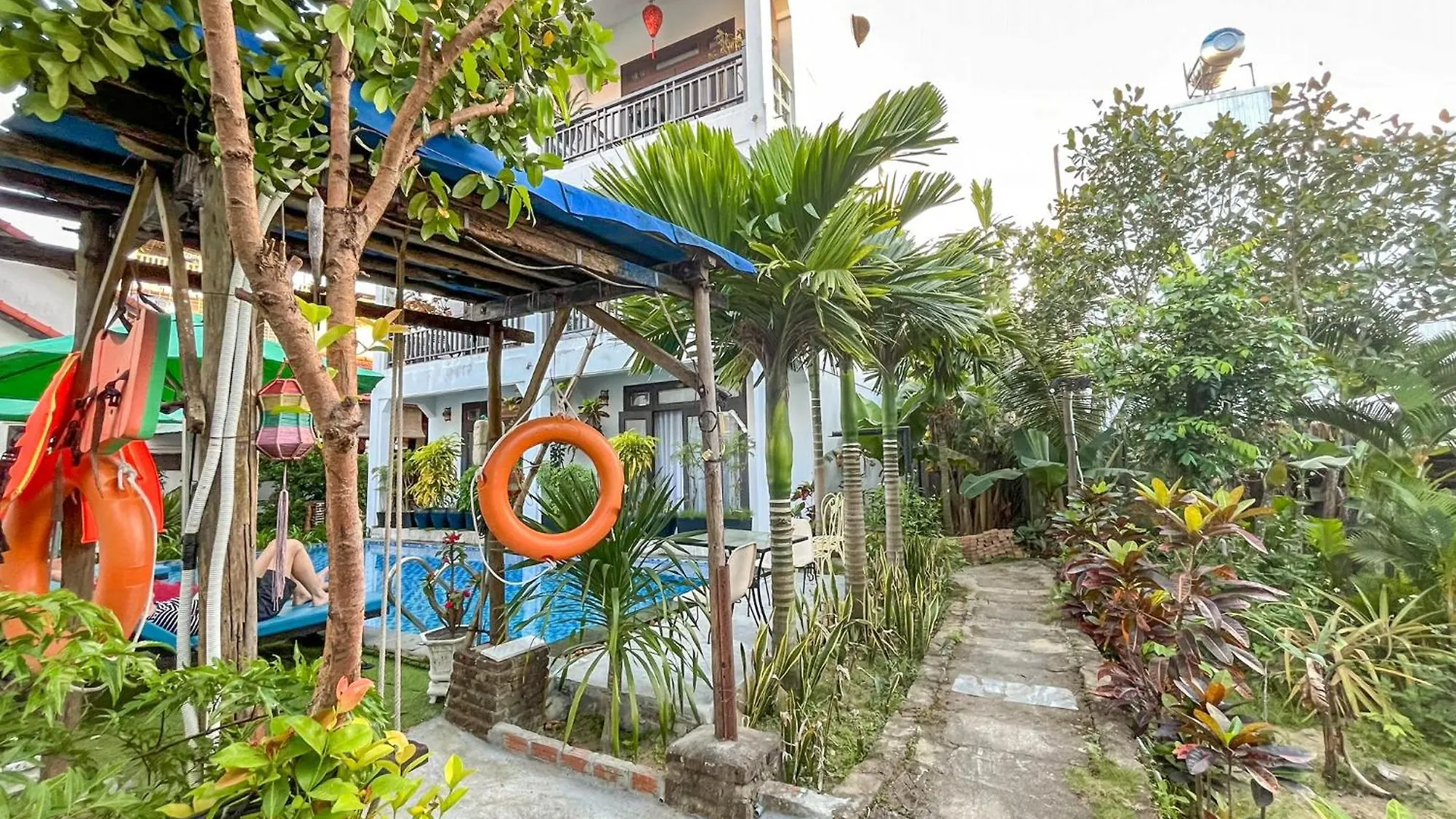 Trendy Life Villa Hội An
