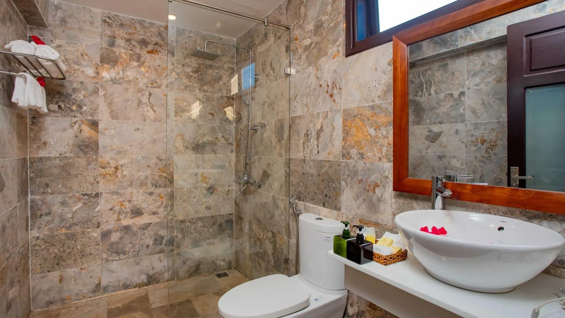 Trendy Life Villa Hoi An Vietnam